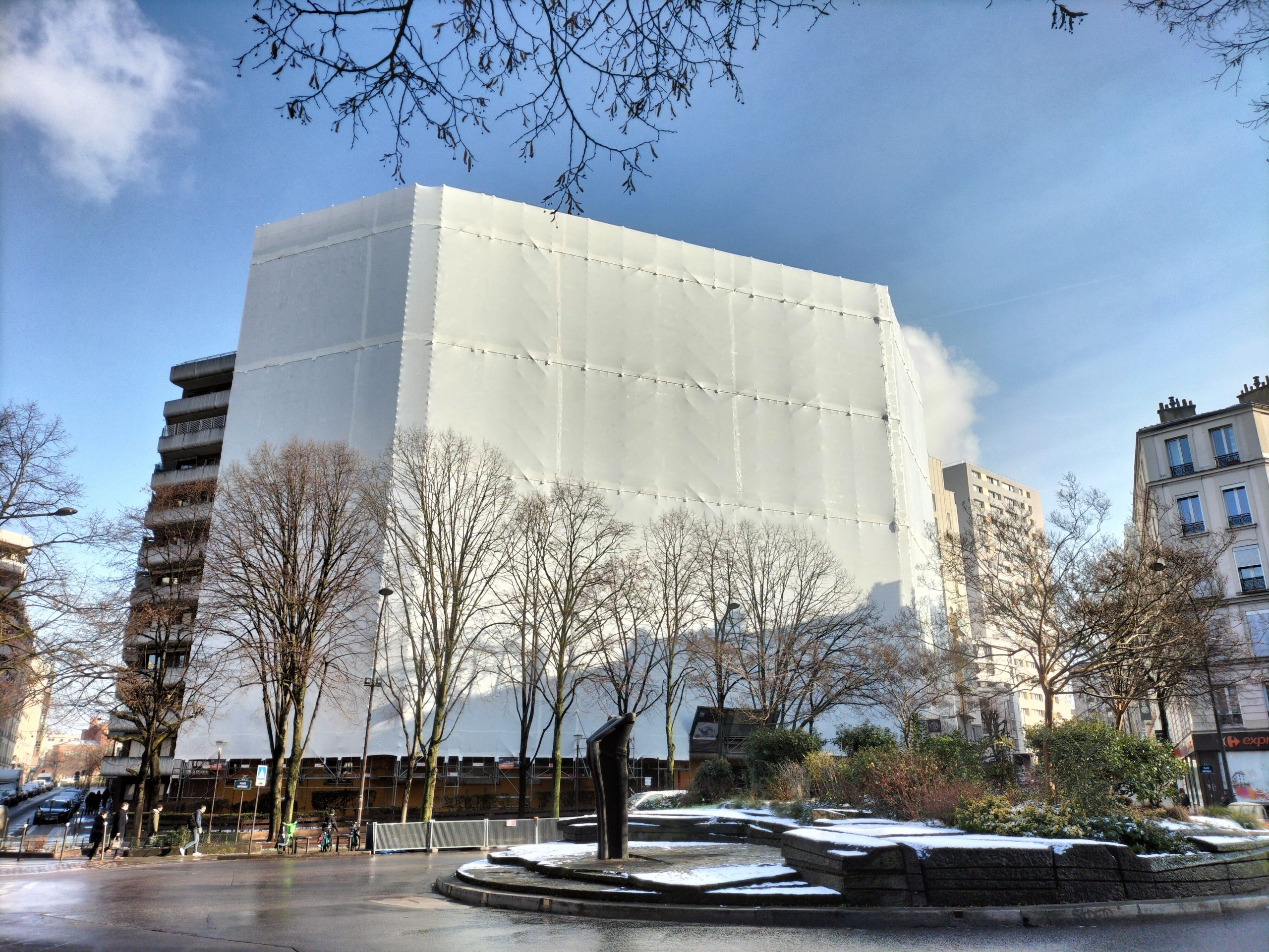 Couverture étanche pour une rénovation des façades d'une résidence dans le 75013 paris
